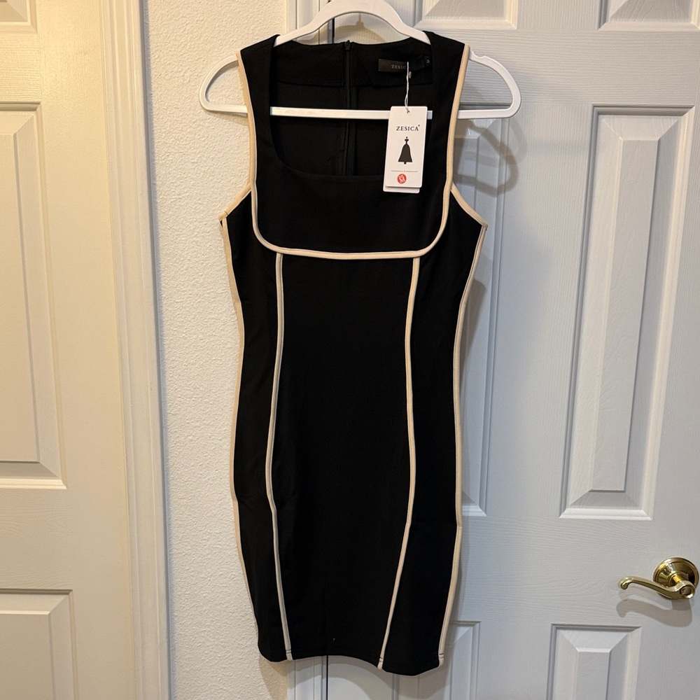 Elegant Black and Cream Sleeveless Dress by Zesica. Back Zip. Size M.